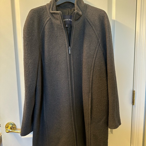 Classic Vintage Lands' End Dark Gray Zip Women's Wool Coat with pockets - Picture 1 of 4